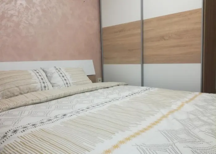 Lägenhet & Pino Dorado